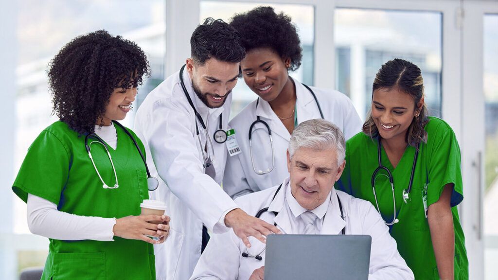 La misión de MEDUP es ofrecer cursos acreditados para sanidad e información clara sobre oposiciones y bolsa de trabajo
